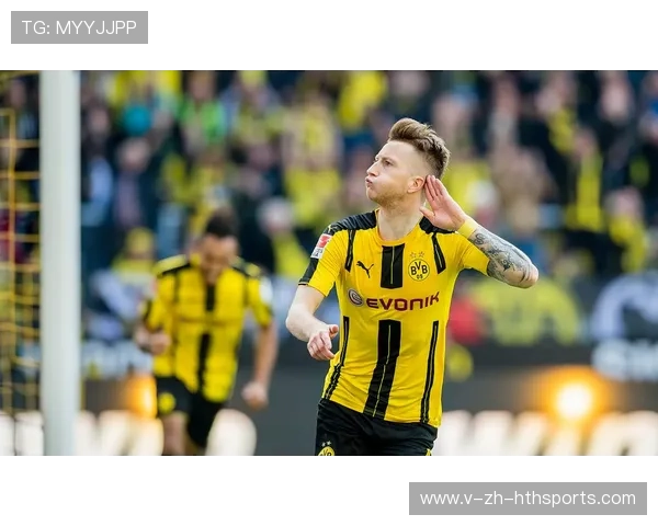 多特蒙德—罗伊斯禁区外远射应声入网