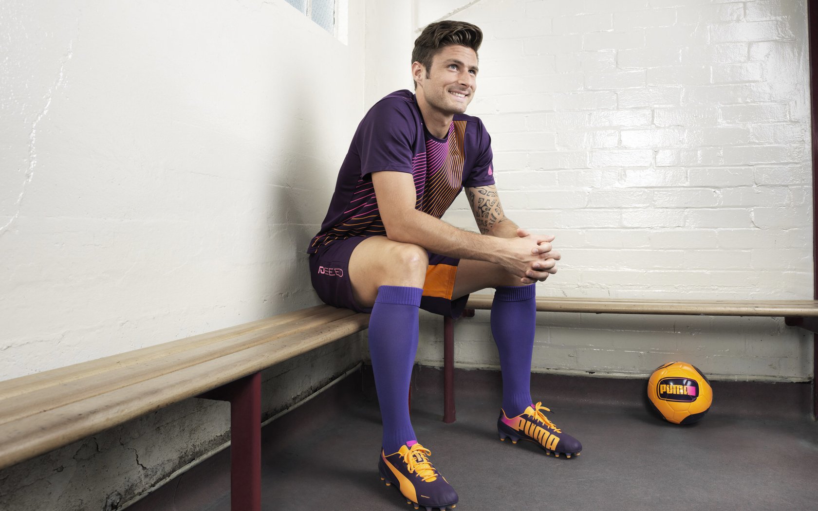 华体会app下载-国际体育摄影展落地成都吸引众多观众,世界体育摄影作品